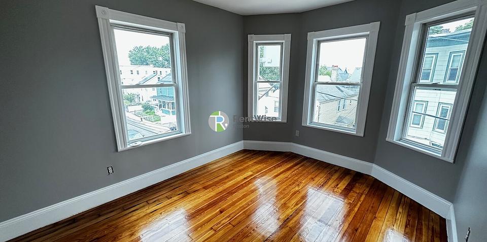 Photo of 33 Adamson St