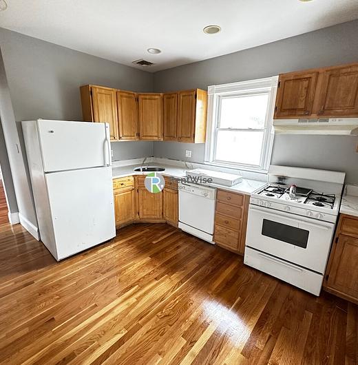 Photo of 33 Adamson St