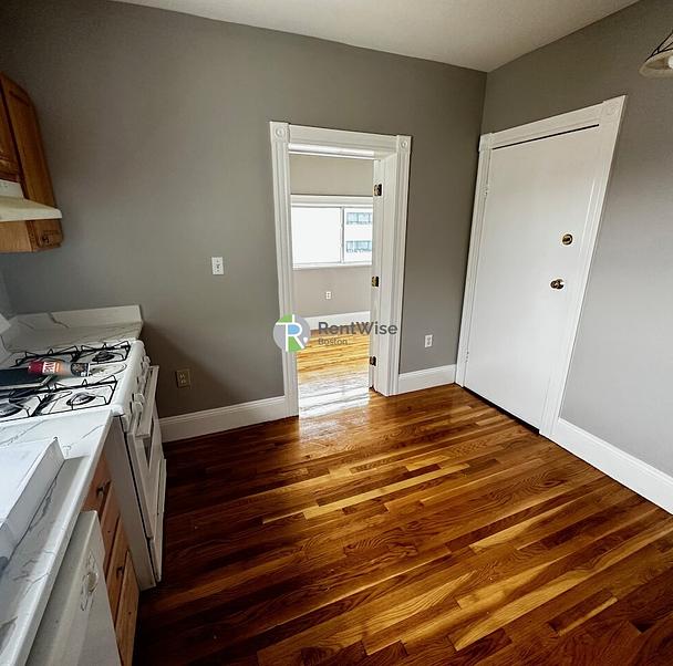 Photo of 33 Adamson St