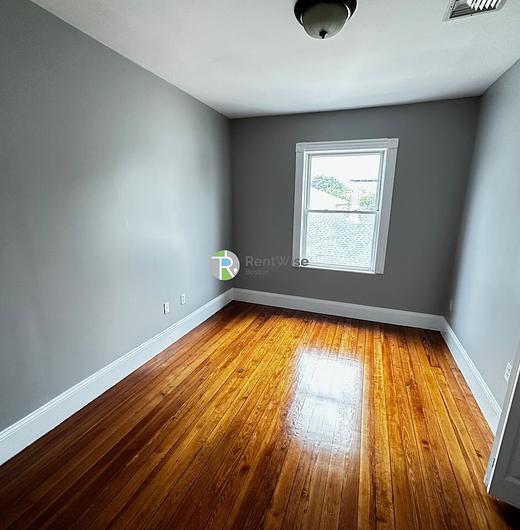 Photo of 33 Adamson St