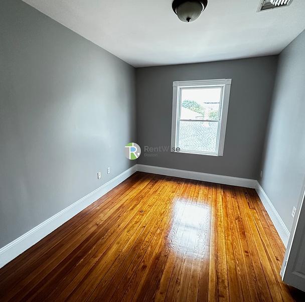 Photo of 33 Adamson St