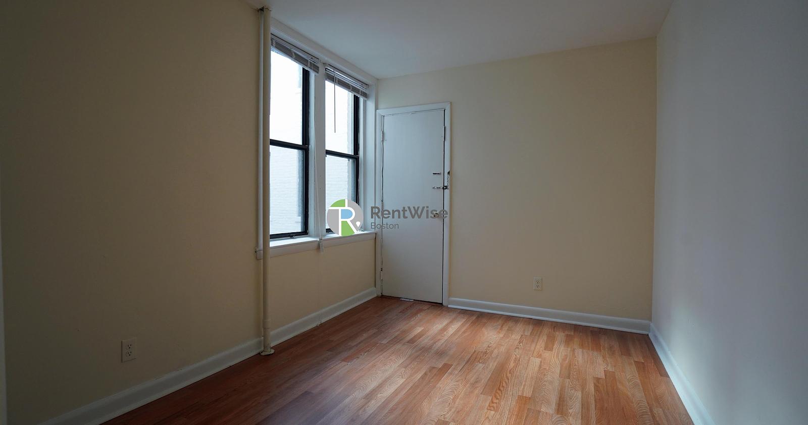 Photo of 1135 Commonwealth Avenue