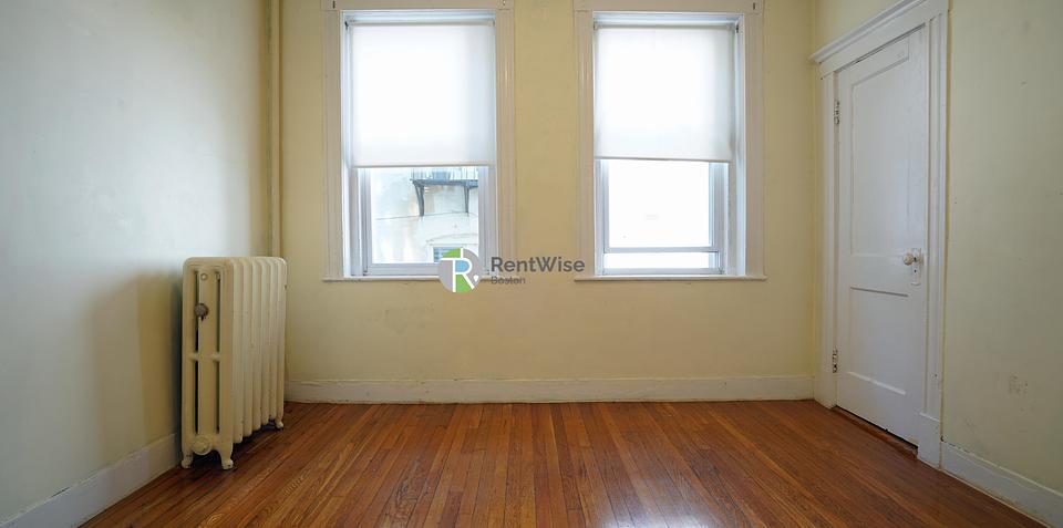 Photo of 159 Kelton Street