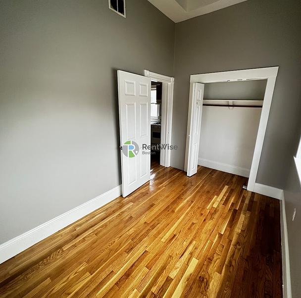 Photo of 33 Adamson St
