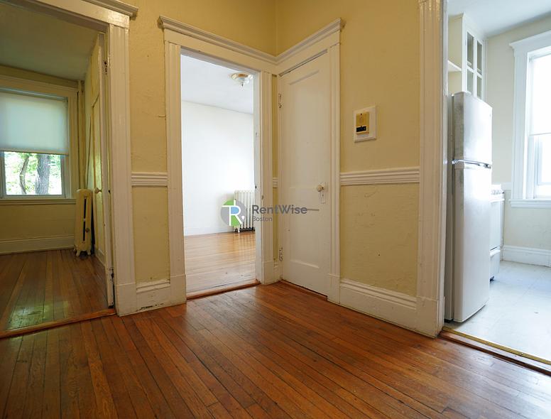 Photo of 159 Kelton Street