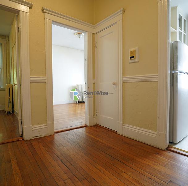 Photo of 159 Kelton Street