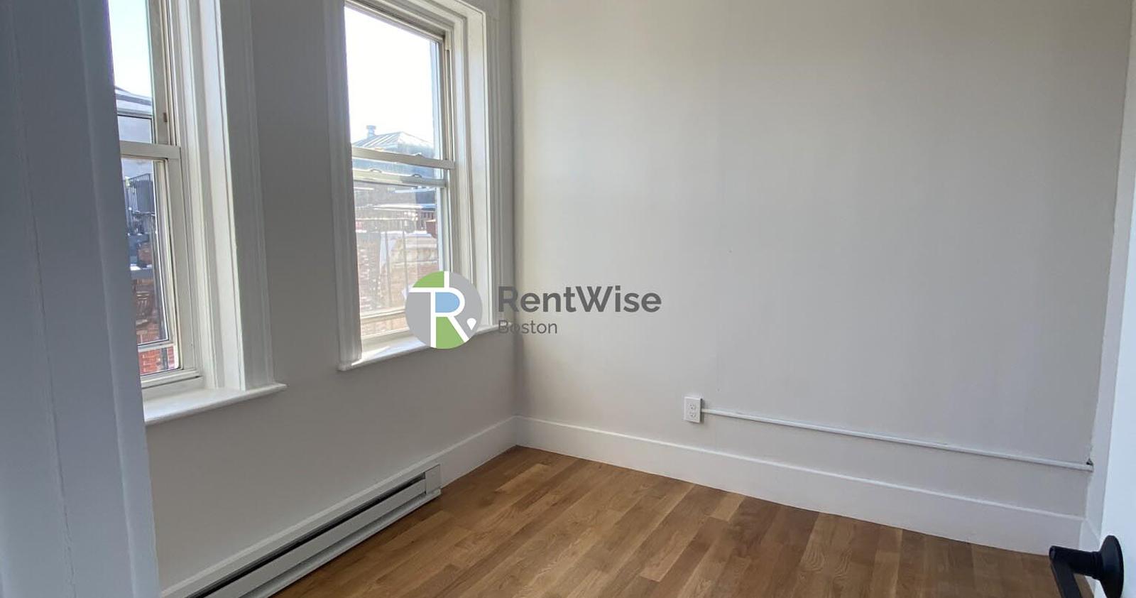 Photo of 152 Salem Street