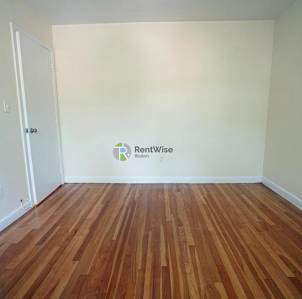 Photo of 84 Gardner St