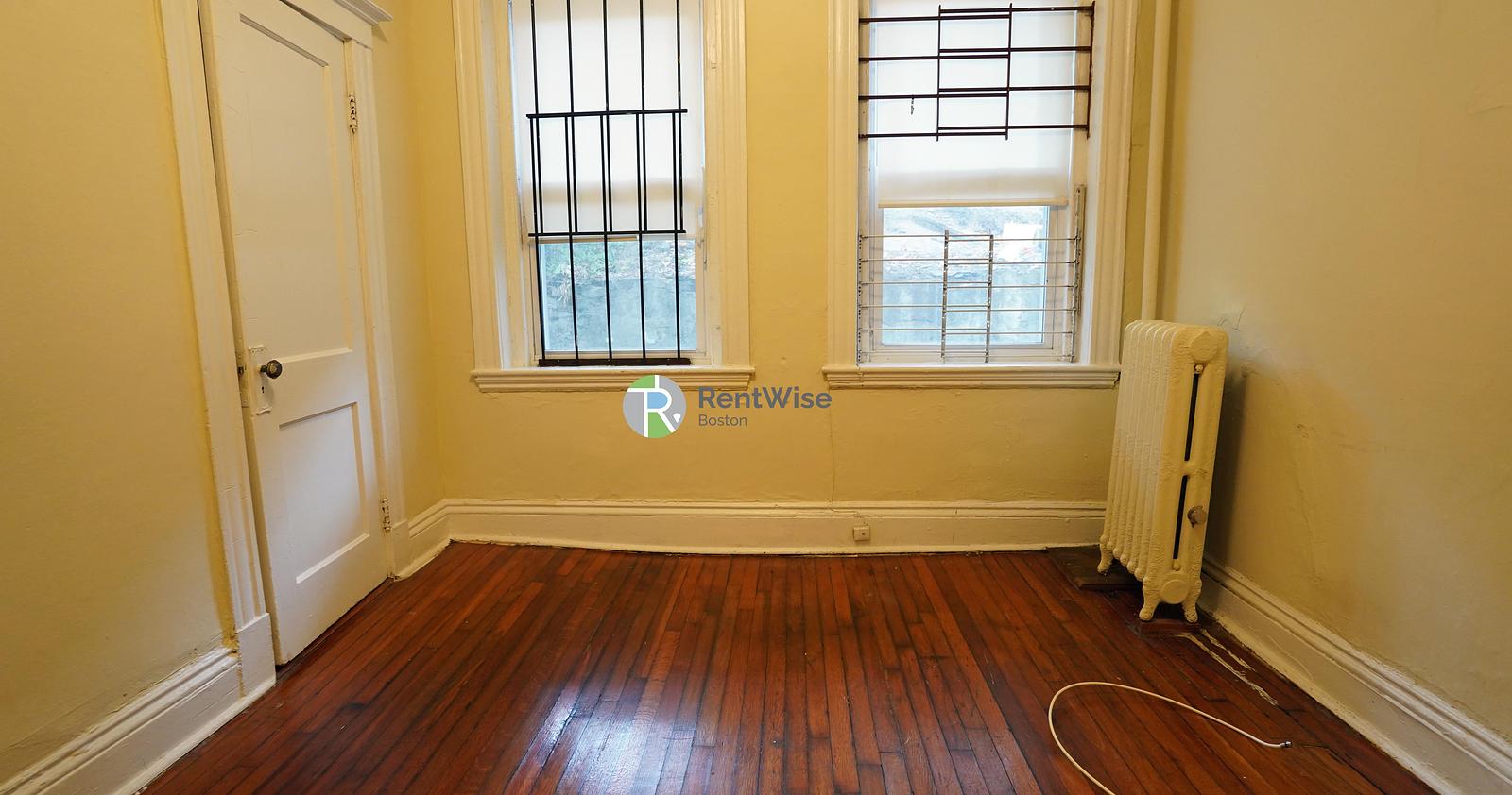 Photo of 159 Kelton Street