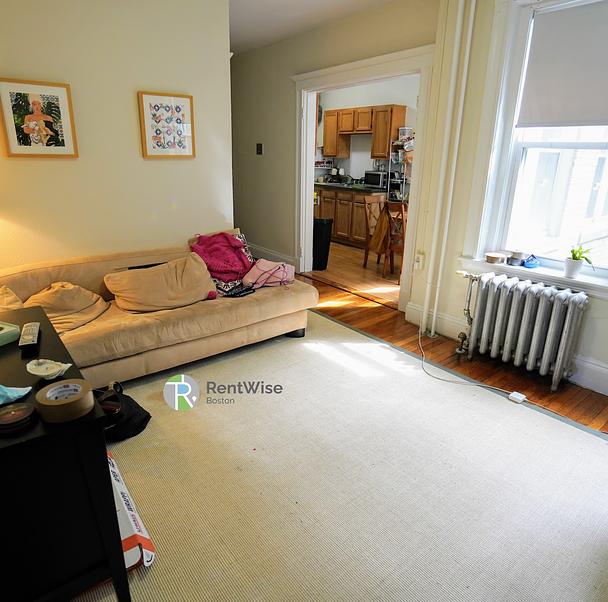 Photo of 1191 Boylston Street