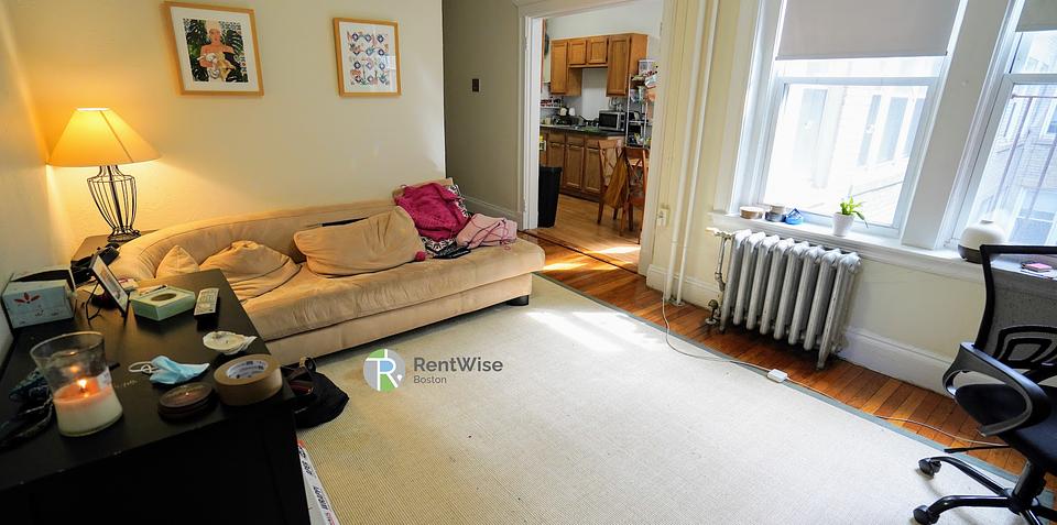 Photo of 1191 Boylston Street