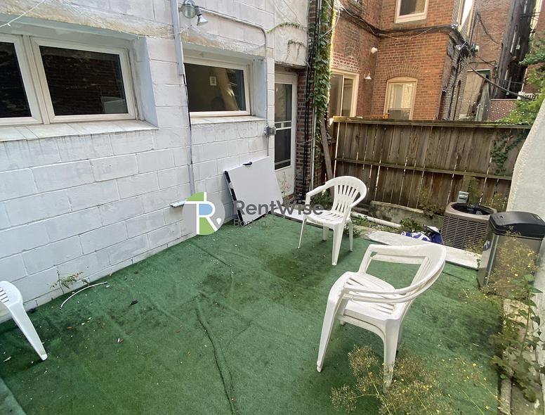 Photo of 152 Salem Street