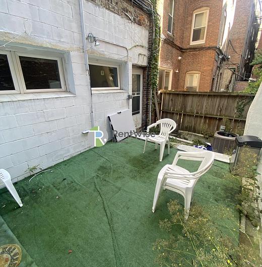 Photo of 152 Salem Street