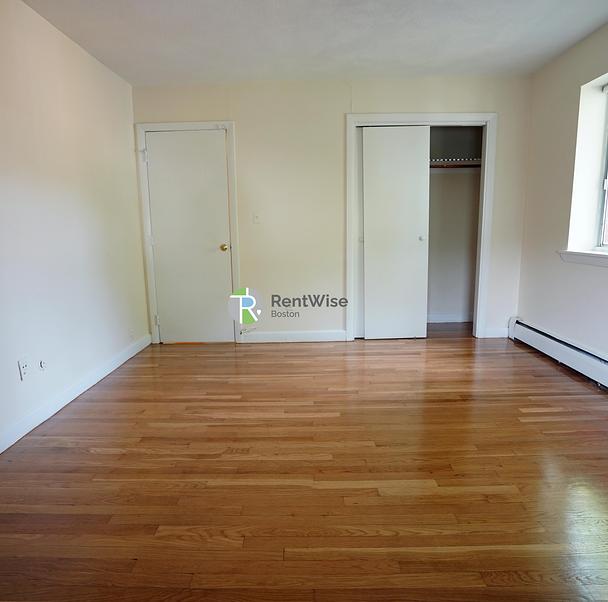 Photo of 84 Gardner St