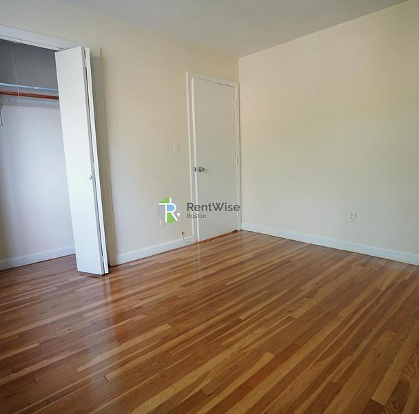 Photo of 84 Gardner St