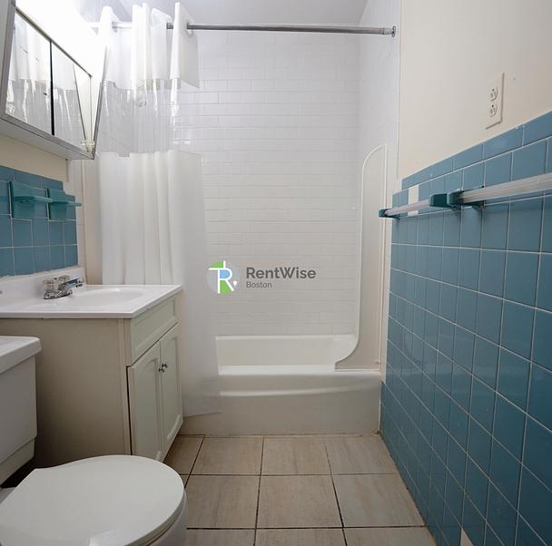 Photo of 84 Gardner St