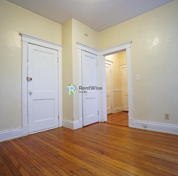 Photo of 161 Kelton Street