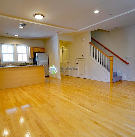 Photo of 110 Second Street