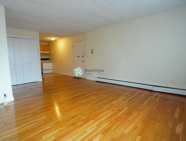 Photo of 90 Gardner St