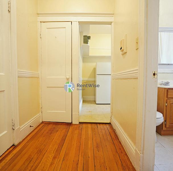 Photo of 161 Kelton Street