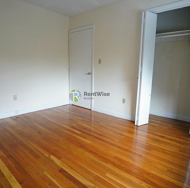 Photo of 90 Gardner St