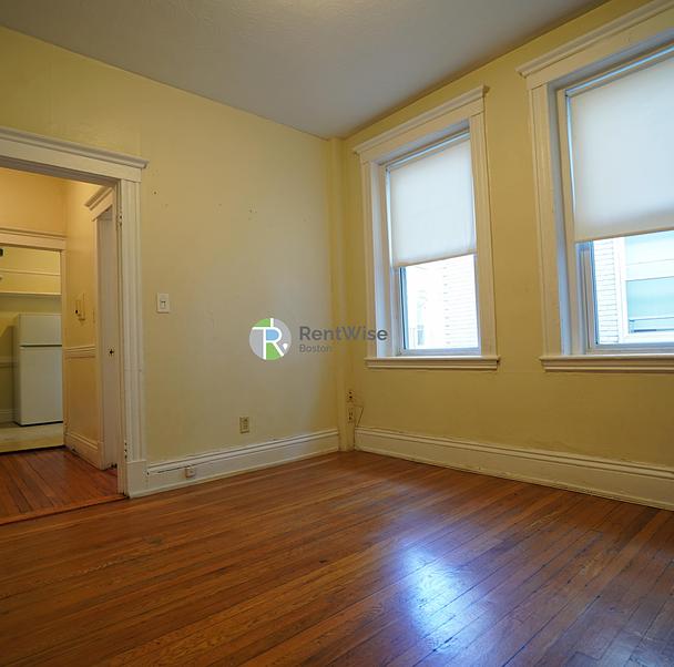 Photo of 161 Kelton Street