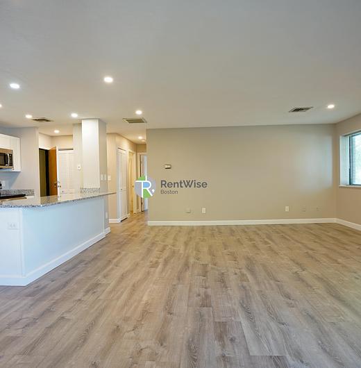 Photo of 404 Langley Road