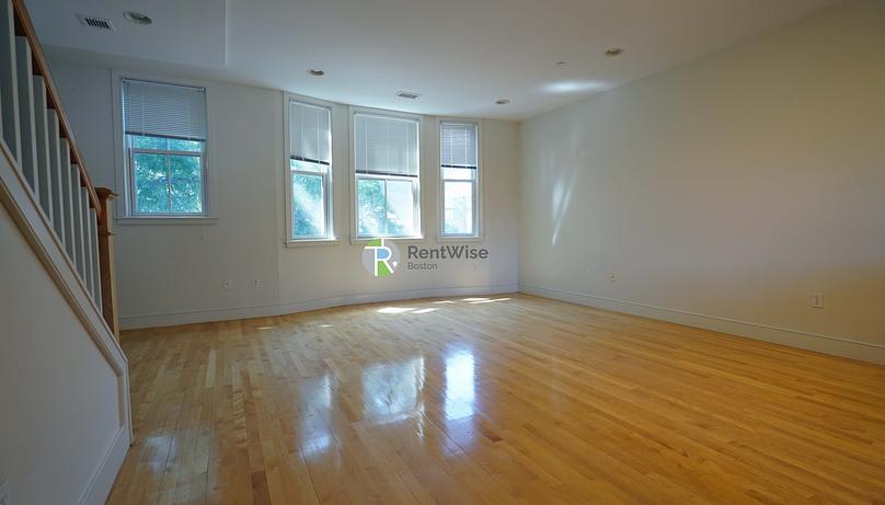 Photo of 110 Second Street