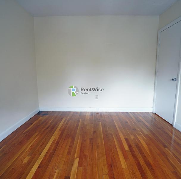 Photo of 90 Gardner St