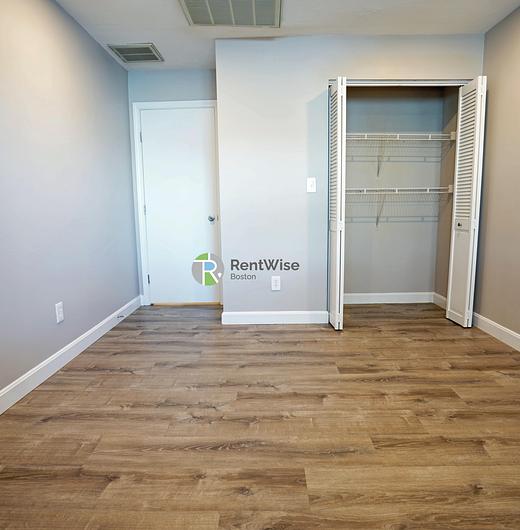 Photo of 404 Langley Road