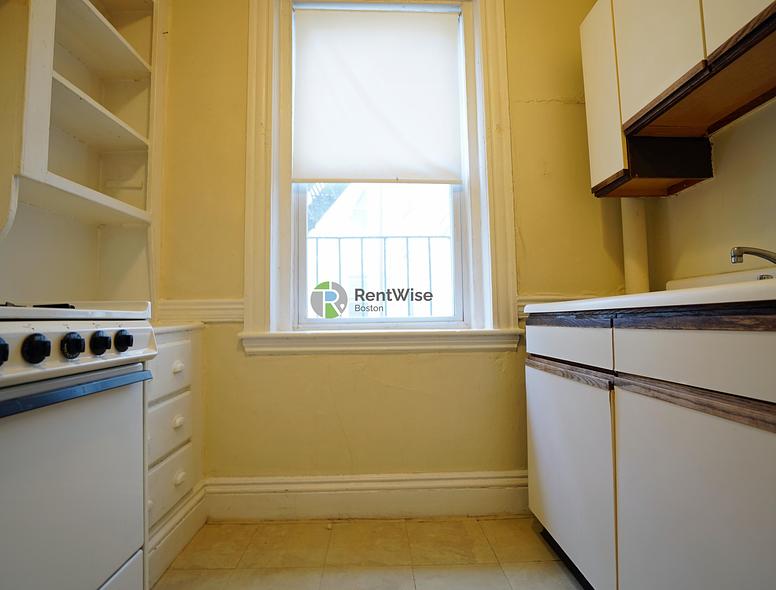 Photo of 161 Kelton Street