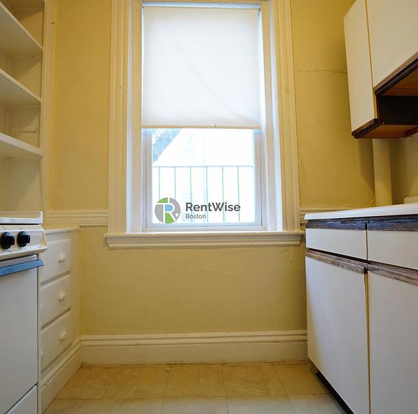 Photo of 161 Kelton Street