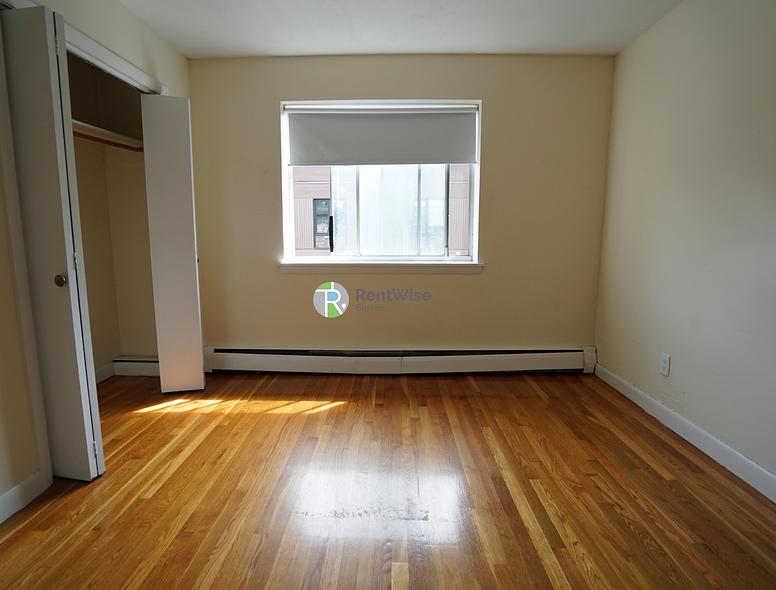 Photo of 75 Gardner St