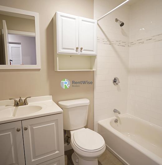 Photo of 404 Langley Road