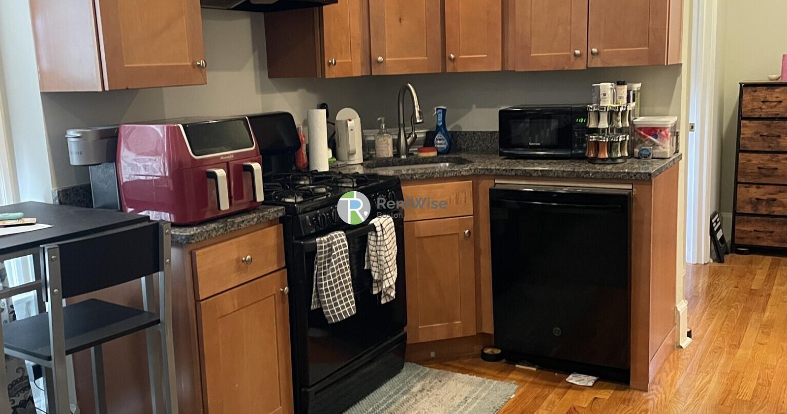 Photo of 70 Joy St