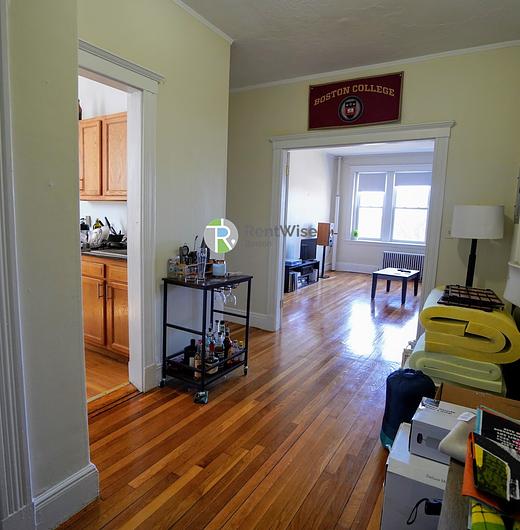 Photo of 1810 Commonwealth Ave