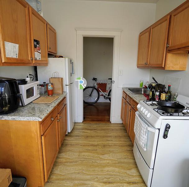 Photo of 1810 Commonwealth Ave