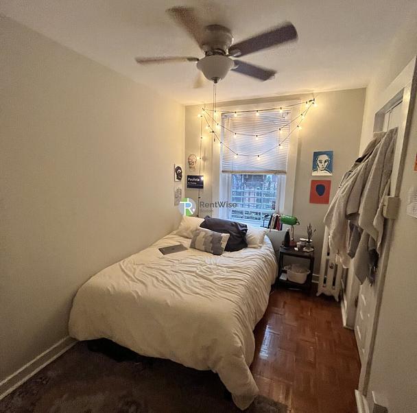 Photo of 70 Joy St