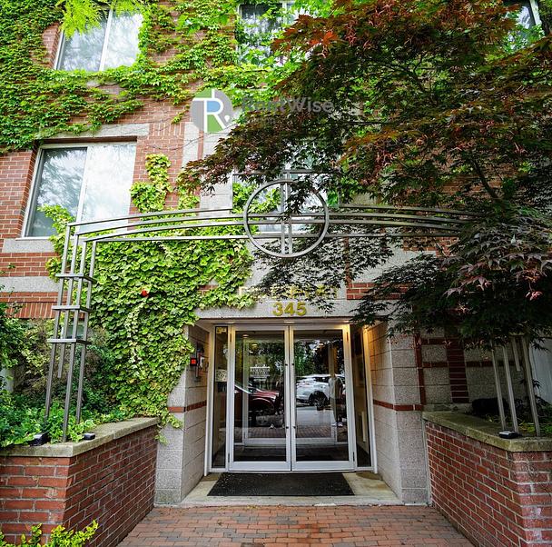 Photo of 345 Franklin Street