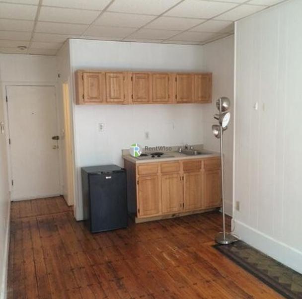 Photo of 272 Newbury St