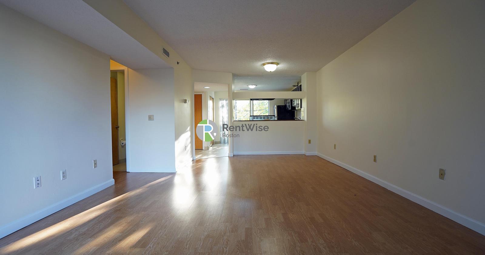 Photo of 140 North Beacon Street