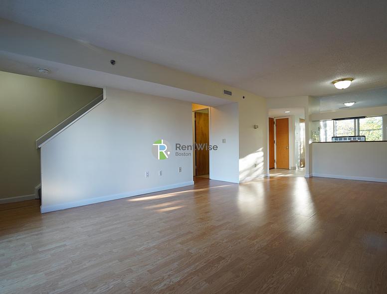 Photo of 140 North Beacon Street