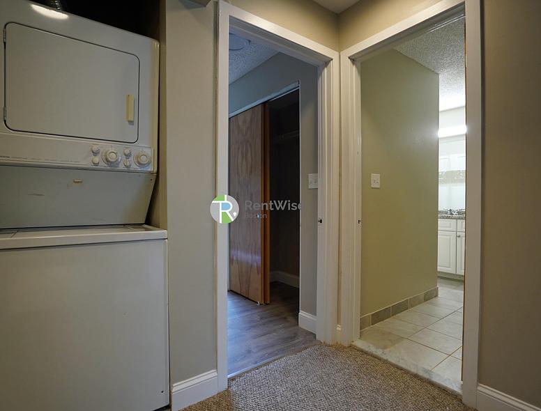 Photo of 140 North Beacon Street