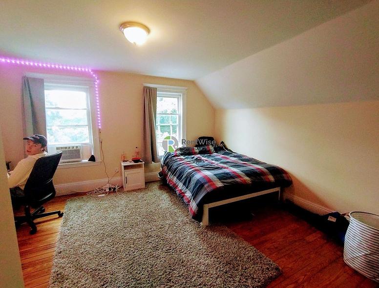 Photo of 89 Winthrop St