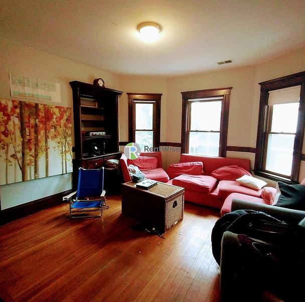 Photo of 89 Winthrop St