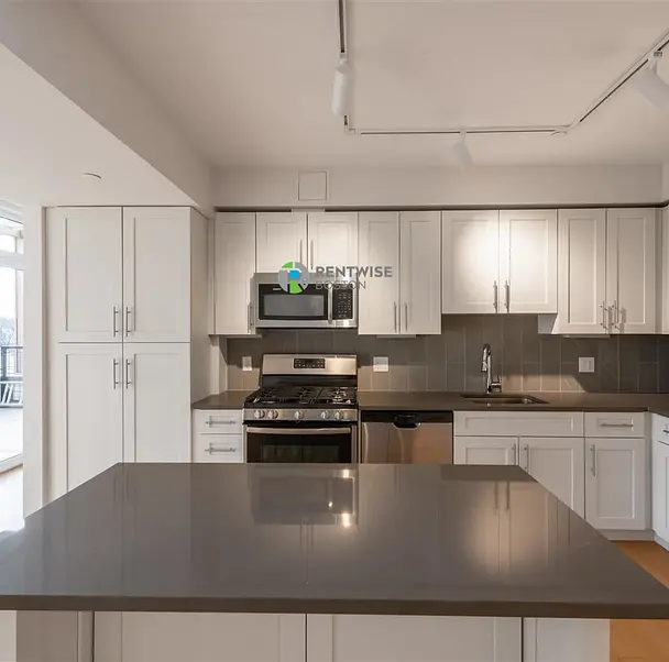 Photo of 77 New St