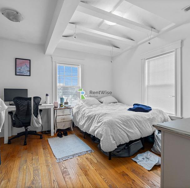 Photo of 78 Bowdoin Street