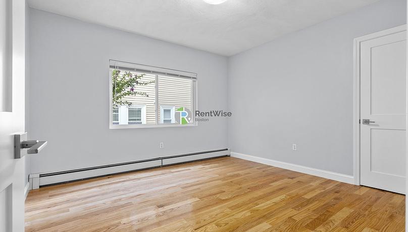 Photo of 17 Tesla Avenue