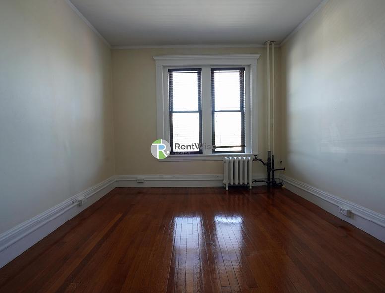 Photo of 452 Park Drive