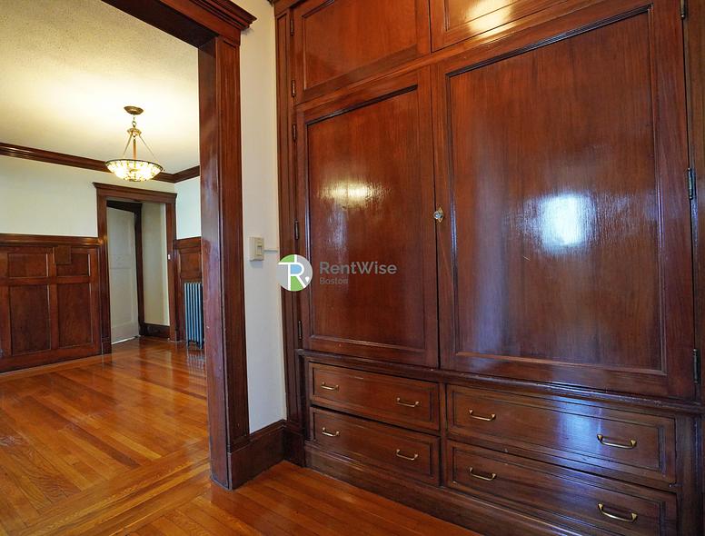 Photo of 452 Park Drive